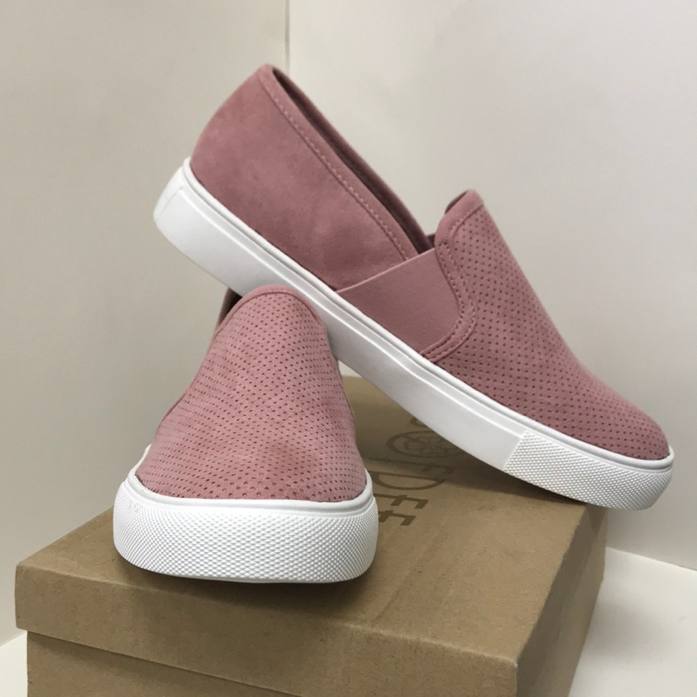 Kaley-01 Perforated Slip on Sneakers